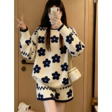 批发冬<b class='q'>装</b>穿搭一整套2026超火巨好看独特漂亮新年圣诞针织毛衣短<b class='q'>裤</b>套<b class='q'>装</b>