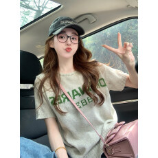 批发灰色冰丝短袖<b class='q'>t</b><b class='q'>恤</b><b class='q'>女</b>2026新款夏季韩系字母提花设计感小众针织上衣