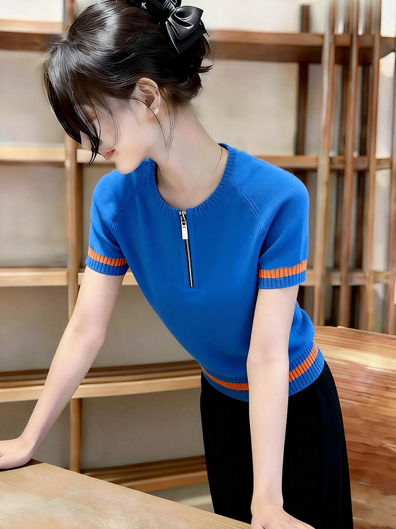 톰 글 래 원인 블루 배색 하프 지퍼 반팔 니트 스웨터 여성 여름 출퇴근 몸매 가꾸기 슬림해 보이는 쇼트 스타일 얼음 실크 맨위