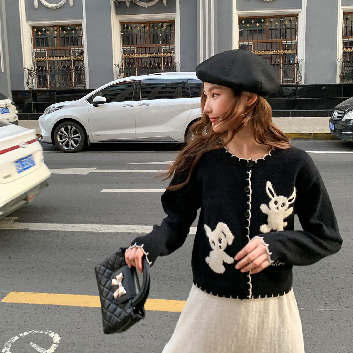 배색 레이스 토끼 자카드 니트 오픈 가디건 여성 가을 새로운 디자인 센스 루즈핏 쇼트 스타일 맨위