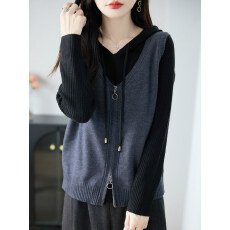批发<b class='q'>胖</b><b class='q'>mm</b>秋冬特大码连帽女士毛衣遮肚子显瘦假两件上衣内搭针织打底衫