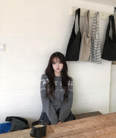 라운드 넥 오픈 가디건 쇼트 스타일 공정한 섬 스웨터 여자 가을 겨울 슬림해 보이는 느긋한 바람 몸매 가꾸기 오픈 가디건 맨위 로드 중