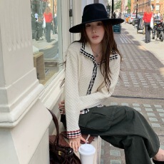 批发撞色长袖翻领明线肌理<b class='q'>针织</b>开衫女秋宽松简约百搭短款毛衣口袋<b class='q'>上衣</b>