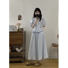 批发实拍~法式气质减龄清爽蓝色木耳边蕾丝系带短袖小衫半身裙套装