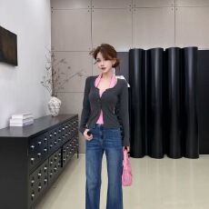 批发小众秋季辣妹修身打底衫设计感挂脖方口领内搭假两件开衫<b class='q'>长袖</b>T恤