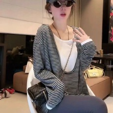 批发胖妹妹大码长袖假两件中长款上衣女遮屁股洋气<b class='q'>条纹</b>宽松显瘦遮肉衣