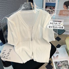 批发时尚薄款冰丝仿针织衫女夏季法式V领双头拉链<b class='q'>开衫</b>宽松<b class='q'>短款</b>T恤上衣