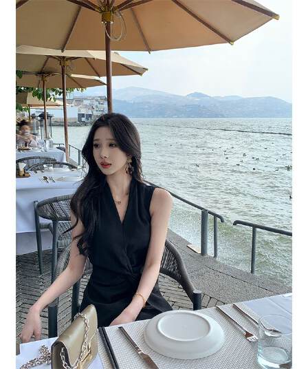 원본 품질 프랑스식 화이트 V넥 비틀림 조끼 여성 2026 여름 민소매 고급 센스 몸매 가꾸기 슬립 맨위