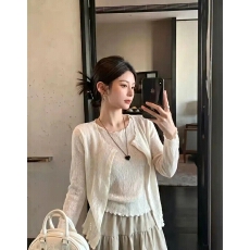 批发早秋穿搭老钱风<b class='q'>女</b>韩系肌理感木耳边针织开衫+背心叠穿上衣两件套