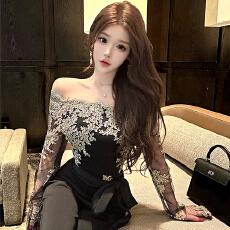 批发实拍 秋季新款<b class='q'>欧美</b>气质性感一字领露肩刺绣网纱钩花阔腿连体长裤