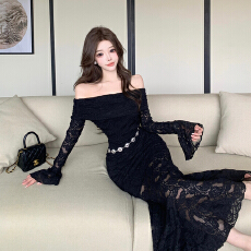 批发实拍 法式洋气名媛一字肩喇叭袖<b class='q'>连衣裙</b>蕾丝收腰鱼尾<b class='q'>长裙</b>年会礼服