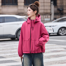 批发实拍十三行高品质风衣女2025年流行时尚保暖<b class='q'>棉衣</b>冬季上市