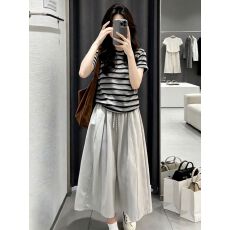 批发2026新款条纹T恤半身连衣裙女夏季小个子巨好看穿搭一整套装<b class='q'>长裙</b>