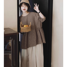 批发文艺女装森系上衣女复古褶皱娃娃衫日系格子蓬蓬<b class='q'>衬衫</b>甜美可爱<b class='q'>衬衣</b>
