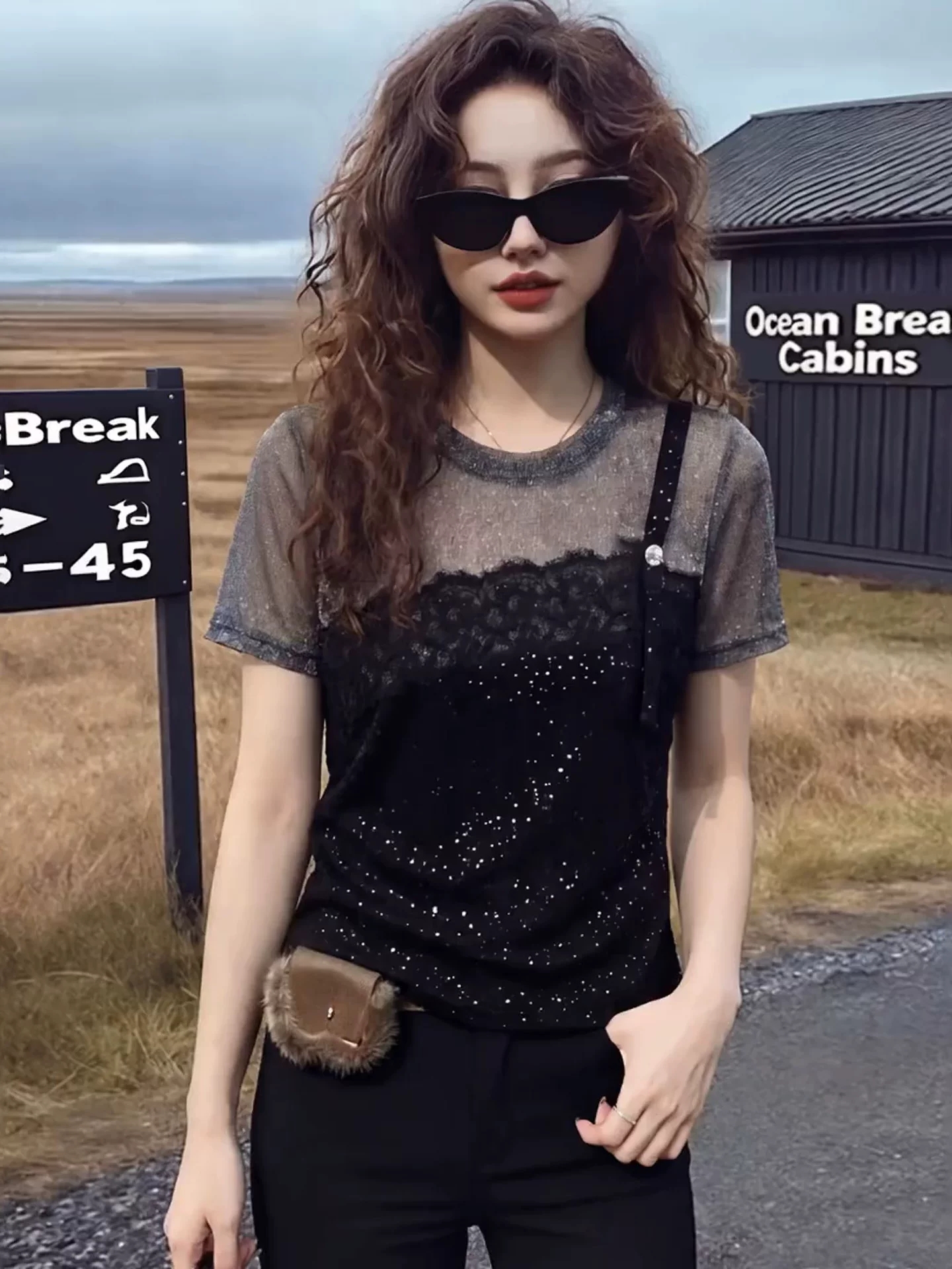 검정색 법률 시스템 절묘한 핫픽스 라운드 넥 반팔 티셔츠 여성 2026 여름 새로운 망사 패치워크 맨위