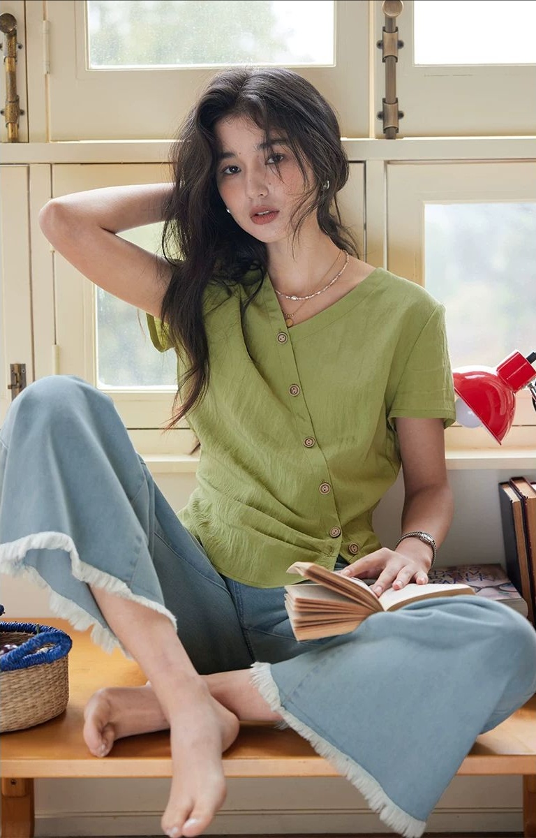 프랑스식 라이 경기 서울 비대칭 V넥 허리 수축 여성 셔츠