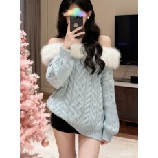 批发奶蓝色针织衫女冬季新款韩系一字肩洋气宽松慵懒风小众御姐风毛衣