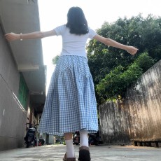 批发蓝格子A字裙大码胖mm显瘦遮胯百搭中长款绝美巨好看的半身裙