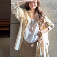 批发黄色磨毛格纹<b class='q'>防晒</b>衬衫女春夏慵懒风法式长袖衬衣外套