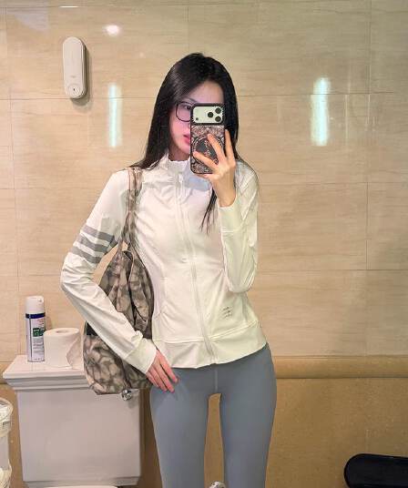 아메리칸 레트로 패치워크 화이트 지퍼 자외선 차단 의류 여성 여름 루즈핏 슬림해 보이는 디자인 센스 다용도 재킷 트렌디
