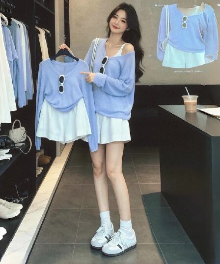 파란색 두 조각 루즈핏 비스듬한 어깨 긴팔 블라우스 티셔츠 여성 2026 조기 가을 자외선 차단 호흡 센스 착용 잡아라. 의류