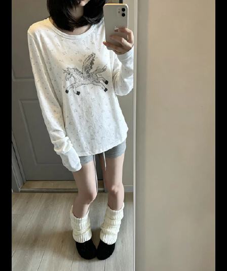 꽃무늬 라운드 넥 긴팔 티셔츠 유니콘 프린트 디자인 센스 작은 대중 한 부서 달콤함 다용도 연령 감소 만나는 맨위
