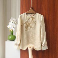 批发2026新中式提花上衣女款新款金绣盘扣设计感复古国风显瘦<b class='q'>衬衫</b>