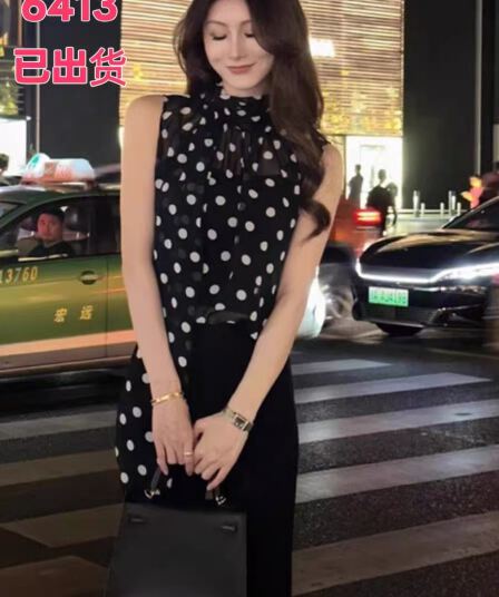 프랑스식 검정색 도트 무늬 시폰 셔츠 여성 2026 새로운 여름 품격 레이스업 얇은 스타일 민소매 조끼 Tulle 맨위