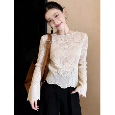 批发欧货高端杏色蕾丝<b class='q'>打底衫</b>女2026早春新款轻奢减龄洋气<b class='q'>长袖</b>小衫上衣