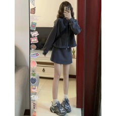 批发休闲<b class='q'>运动</b>服套装女2025春秋季洋气减龄宽松卫衣短裙少女显瘦两件套