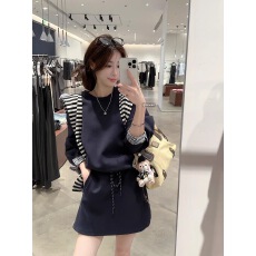 批发韩系学院风休闲<b class='q'>套装</b>女春秋款宽松长袖卫衣半身短裙披肩春装三件套