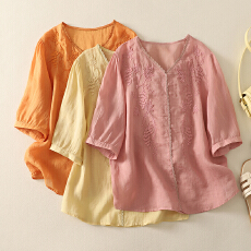 批发实拍2026文艺新中式精工刺绣100%纯棉夏季半袖V领花边<b class='q'>T</b><b class='q'>恤</b>上衣女