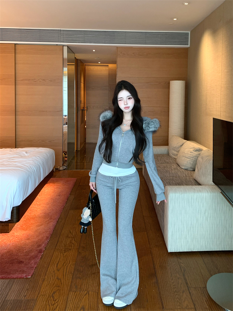 实拍实价秋冬辣妹毛领连帽拉链短款外套＋修身喇叭卫衣裤休闲套装