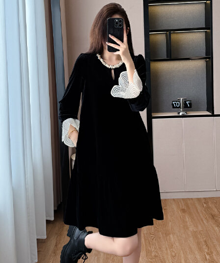 빛 럭셔리 프랑스식 벨벳 패치워크 프릴 치마 2026 가을 겨울 우아함 관대 한 고급 센스 빅 사이즈 슬림해 보이는 드레스