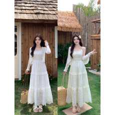 批发实拍~<b class='q'>大码</b>春夏温柔吊带裙蕾丝刺绣重工连衣裙度假长裙收腰显瘦