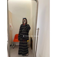 批发东room早秋新款韩系时尚洋气<b class='q'>条纹</b><b class='q'>长袖</b><b class='q'>T</b><b class='q'>恤</b>+高腰包臀半身裙套装女潮