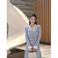 批发气质款新款雾霾蓝<b class='q'>撞色</b>翻领长袖针织<b class='q'>连衣裙</b>短裙