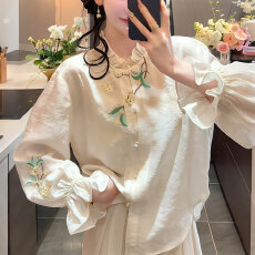 批发新国风新中式上衣女装长袖春秋新款马甲内搭打底小衫漂亮刺绣衬衫