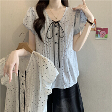 批发蝴蝶结绑带V领波点泡泡短袖<b class='q'>衬衫</b>女夏2026大码胖mm娃娃衫减龄上衣