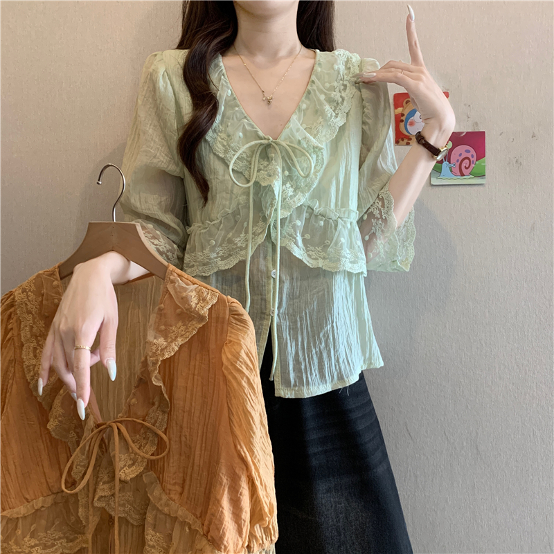 빅 사이즈 지방 mm 프랑스식 달콤한 스타일 박하 녹색 V넥 거품 소매 레이스 여성 셔츠 프릴 디자인 센스 맨위