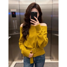 超火减龄独特超好看单穿上衣小众不撞款韩系黄色一字肩针织衫冬季