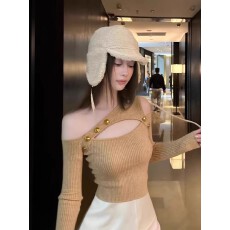 批发性感甜辣妹斜领露肩不规则毛衣针织打底衫女内搭秋冬<b class='q'>修身</b>镂空上衣