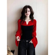 批发冬季韩系氛围感穿搭上衣独特超好看软糯慵懒红黑拼接针织打底衫女