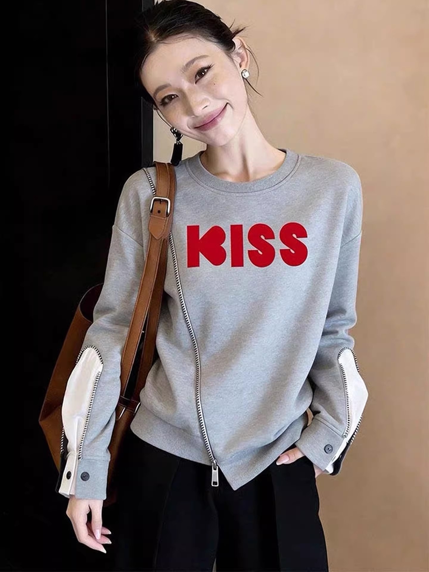 느긋한 레트로 불규칙 지퍼 회색 후드티 여성 이른 봄 고유 한 루즈핏 다용도 알파벳 프린트 긴팔 맨위
