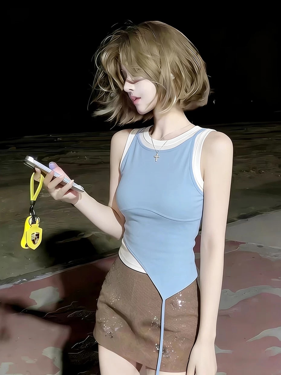 작은 키 파란색 페이크 레이어드 민소매 어깨 슬립 여성 외출용 아름다운 자이언트 잘 생긴 ~ 중 조끼 쇼트 스타일 작은 맨위
