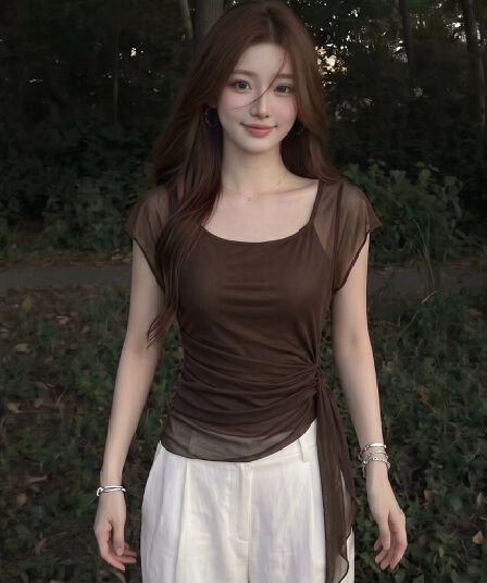 레트로 커피 색상 망사 반팔 티셔츠 여성 여름 측면 스트랩 허리 수축 주름 불규칙 슬림해 보이는 순수한 욕망 바람 맨위