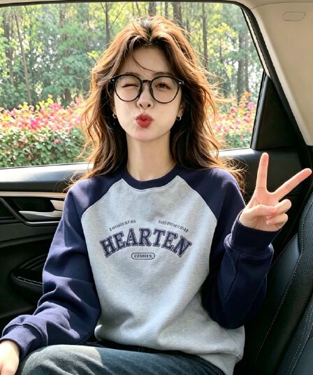 작은 키 배색 삽입 어깨 소매 루즈핏 후드티 여성 가을과 겨울 한 부서 느긋한 바람 고유 한 슈퍼 잘 생긴 긍정적 인 어깨 의류