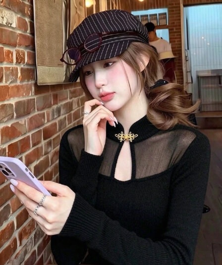 가을 겨울 새로운 중식 레트로 검정색 니트 기본 셔츠 여성 인사이드 가져 가라. 디자인 센스 허리 수축 몸매 가꾸기 홀로우 아웃 스탠드 칼라 맨위