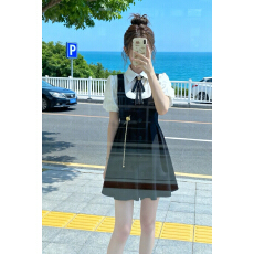 批发<b class='q'>夏季</b>2026年设计感小众温柔穿搭甜美学院风上衣背带<b class='q'>连衣裙</b>两件套装