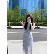 批发纯欲风长裙女<b class='q'>夏季</b>法式气质轻熟御姐温柔风设计感小众别致<b class='q'>连衣裙</b>子